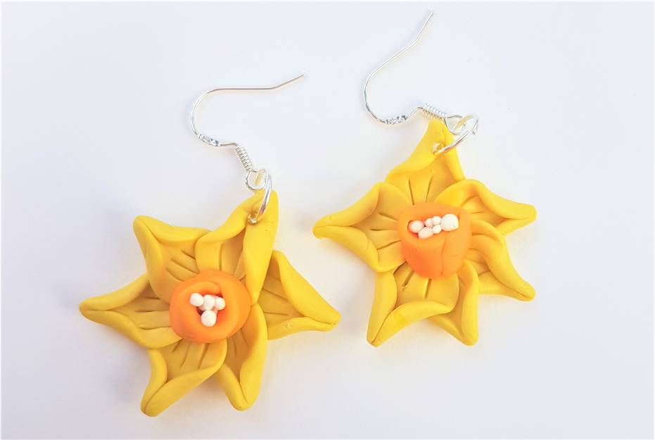 polymer clay daffodil earrings