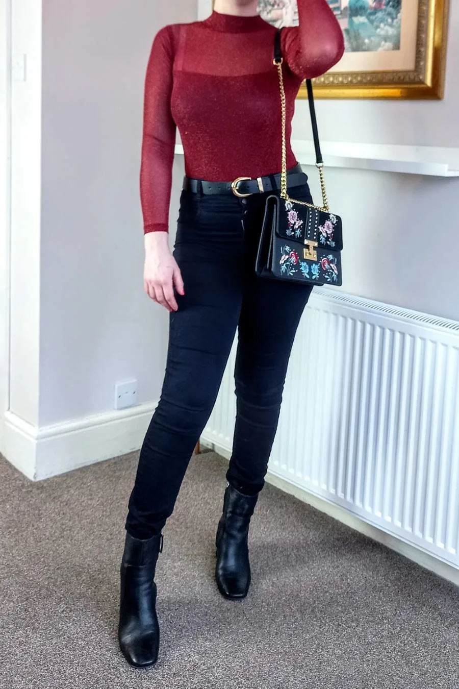 black high waisted skinny jeans with red bodysuit, Affordable Gifts for Fashion Lovers