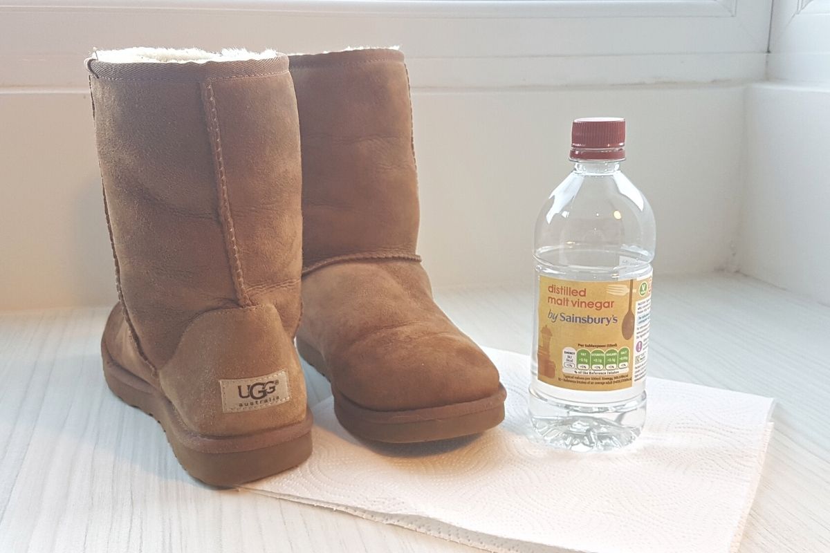 How To Clean UGGs With Vinegar