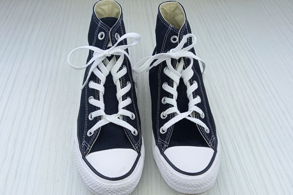How To Circle Lace Converse