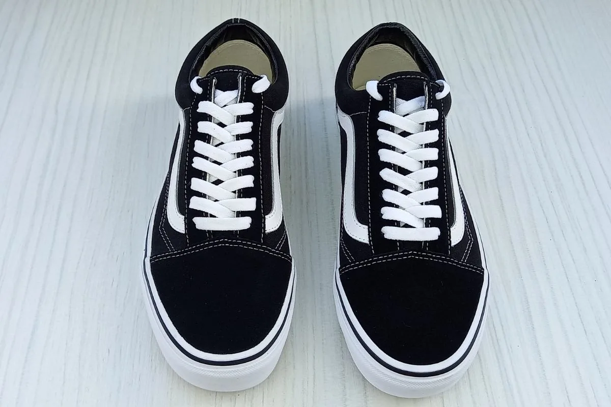 how to lace vans (standard way)